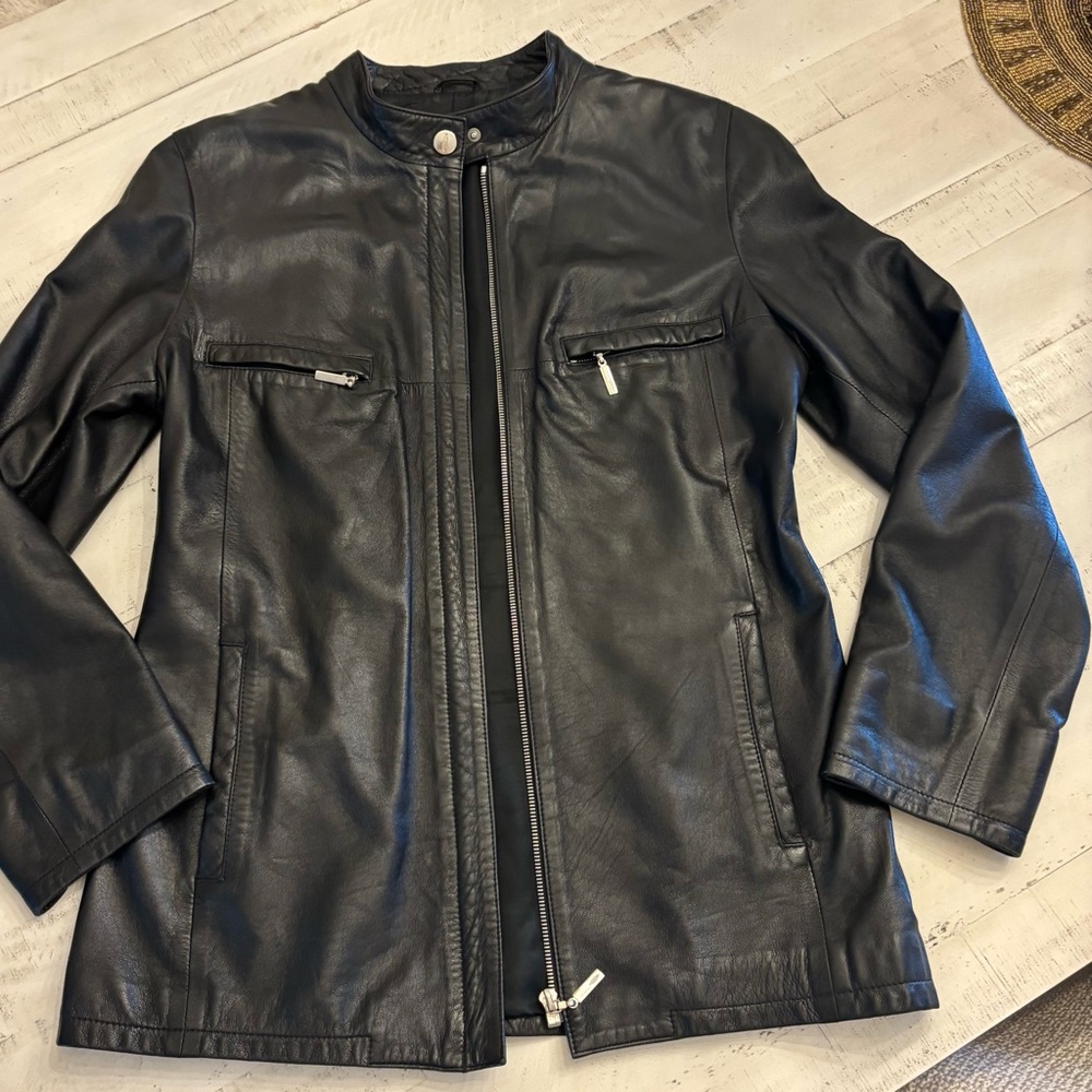 LINEA ITALIANA Black Genuine Leather Jacket in EUC